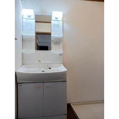 アヴニールⅡ 102【管理NO：1-010244701-01020】 ★家具家電は申し込み後に搬入します★の物件画像