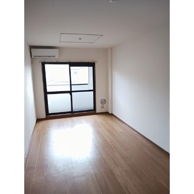 ガーデンプレイスⅡ 201【管理NO：1-010124201-02010】 ★家具家電は申し込み後に搬入します★の物件画像