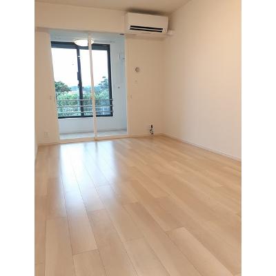 アルカディアⅡ 105【管理NO：1-026859702-01050】 ★家具家電は申し込み後に搬入します★の物件画像