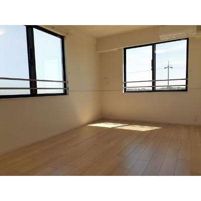 ラ・カーサ・フェリーチェ　Ａ 301【管理NO：1-026409101-03010】 ★家具家電は申し込み後に搬入します★の物件画像