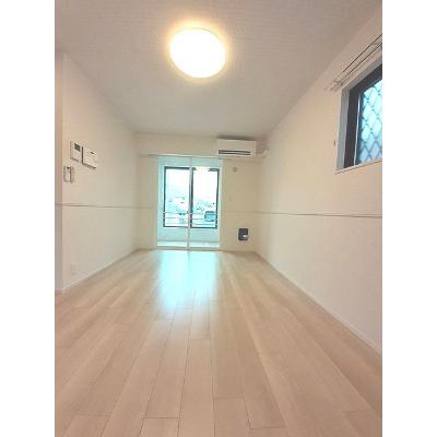 プリムローズ 101【管理NO：1-026131001-01010】 ★家具家電は申し込み後に搬入します★の物件画像