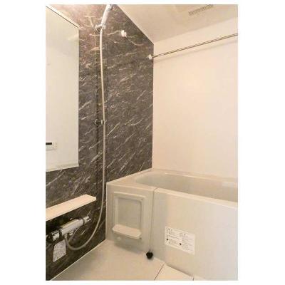 グラース（ＧＲＡＣＥ） 105【管理NO：1-028498201-01050】 ★家具家電は申し込み後に搬入します★の物件画像