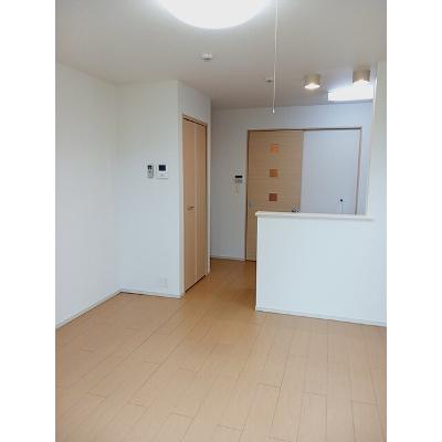 プルメリア 201【管理NO：1-018604801-02010】 ★家具家電は申し込み後に搬入しますの物件画像