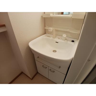 フィオーレ 205【管理NO：1-014625601-02050】 ★家具家電は申し込み後に搬入しますの物件画像