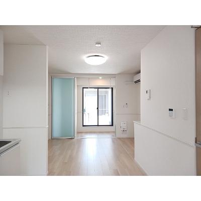 ＦＯＵＲ 102【管理NO：1-028581001-01020】 ★家具家電は申し込み後に搬入します★の物件画像