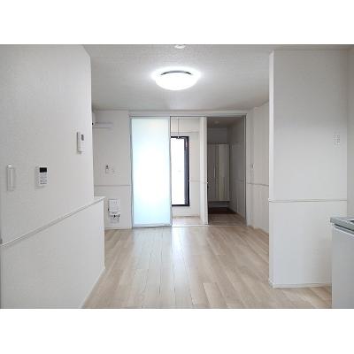 ＦＯＵＲ 101【管理NO：1-028581001-01010】 ★家具家電は申し込み後に搬入しますの物件画像