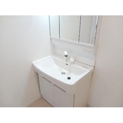 ＢＲＩＳＥ 302【管理NO：1-028475401-03020】 ★家具家電は申し込み後に搬入します★の物件画像