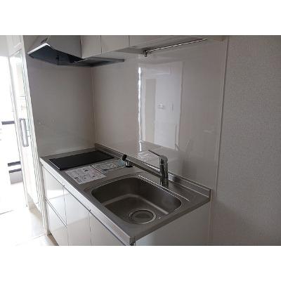 ヒカルサ三郷中央 305【管理NO：1-028302401-03050】 ★家具家電は申し込み後に搬入しますの物件画像