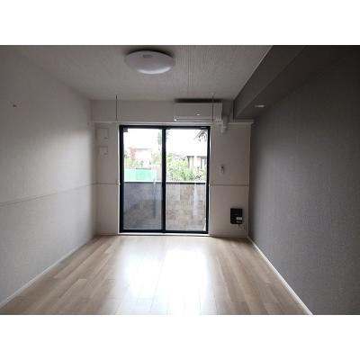 ヒカルサ三郷中央 104【管理NO：1-028302401-01040】 ★家具家電は申し込み後に搬入しますの物件画像