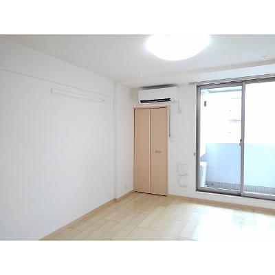 コンティネント 403【管理NO：1-019346501-04030】 2026年07月下旬入居可能の物件画像