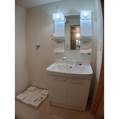 ラウム 201【管理NO：1-018683601-02010】 ★家具家電は申し込み後に搬入します 2026年07月下旬入居可能の物件画像