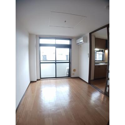ボンディールＩ 204【管理NO：1-007356801-02040】 ★家具家電は申し込み後に搬入しますの物件画像