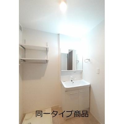ヒカルサ新潟姥ケ山 101【管理NO：1-028664001-01010】 ★家具家電は申し込み後に搬入します★ ★2026年09月下旬入居可能★の物件画像