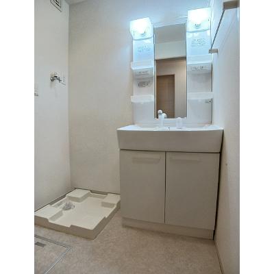 はまなす 201【管理NO：1-017960301-02010】 ★家具家電は申し込み後に搬入します 2026年07月下旬入居可能の物件画像