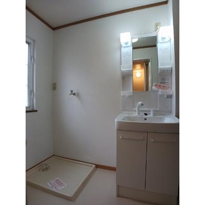 クレストＡ 101【管理NO：1-006280001-01010】 ★家具家電は申し込み後に搬入しますの物件画像