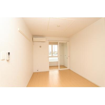 メゾン　花はなⅠ 102【管理NO：1-017493001-01020】 ★家具家電は申し込み後に搬入します★の物件画像
