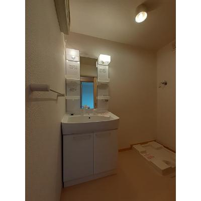 モンテ　ヴェルディ 203【管理NO：1-016736801-02030】 ★家具家電は申し込み後に搬入します★の物件画像