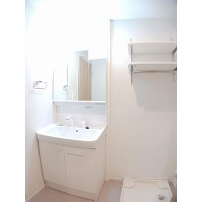 ラーゴム　Ⅲ 103【管理NO：1-027664003-01030】 ★家具家電は申し込み後に搬入しますの物件画像