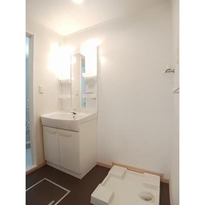 カーサ　フェリーチェⅠ 201【管理NO：1-015867901-02010】 ★家具家電は申し込み後に搬入しますの物件画像