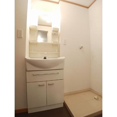 フィオレンテⅡ 102【管理NO：1-013307902-01020】 ★家具家電は申し込み後に搬入しますの物件画像