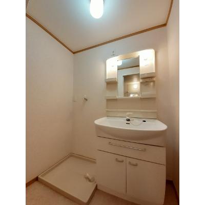 フィオレンテⅠ 201【管理NO：1-013307901-02010】 ★家具家電は申し込み後に搬入しますの物件画像