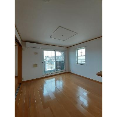 ノーブル 201【管理NO：1-012930601-02010】 ★家具家電は申し込み後に搬入しますの物件画像