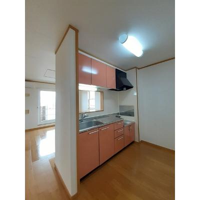 ノーブル 201【管理NO：1-012930601-02010】 ★家具家電は申し込み後に搬入しますの物件画像