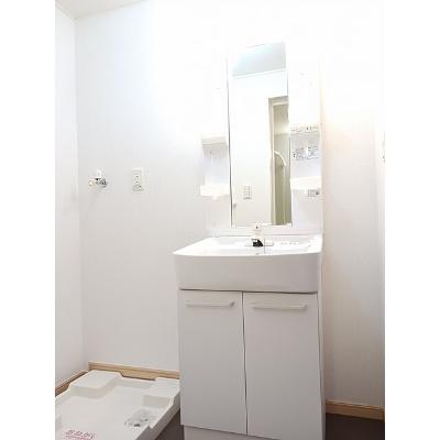 ステラ・リーヴァ　Ⅱ 202【管理NO：1-015793101-02020】 ★家具家電は申し込み後に搬入します★の物件画像
