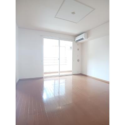 ライフ　Ａ 202【管理NO：1-014126001-02020】 ★家具家電は申し込み後に搬入しますの物件画像
