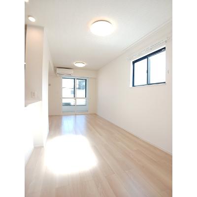 イストワール 101【管理NO：1-028291801-01010】 ★家具家電は申し込み後に搬入します★ ★2026年09月下旬入居可能★の物件画像