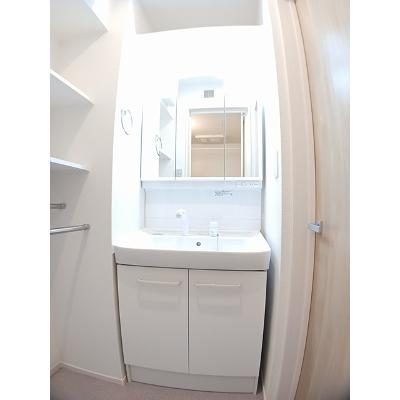 フェリズ 101【管理NO：1-027843001-01010】 ★家具家電は申し込み後に搬入します★の物件画像