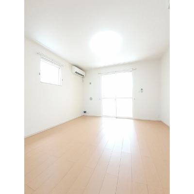リバーサイド大島 201【管理NO：1-019124701-02010】 ★家具家電は申し込み後に搬入します★の物件画像