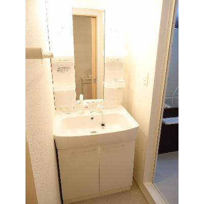 サンフィオーレＡ 103【管理NO：1-018330101-01030】 ★家具家電は申し込み後に搬入しますの物件画像