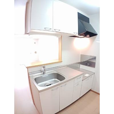 コンドミニアム　さくら　Ｂ 102【管理NO：1-014481702-01020】 ★家具家電は申し込み後に搬入しますの物件画像