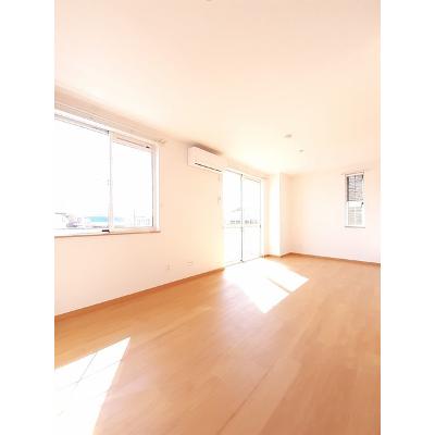 Ｓ＆Ｙ．ＷＥＳＴ． 201【管理NO：1-011840501-02010】 ★家具家電は申し込み後に搬入します★の物件画像