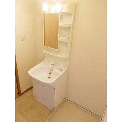 サンルーラン 204【管理NO：1-010714101-02040】 ★家具家電は申し込み後に搬入します★の物件画像