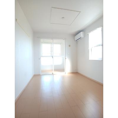 ユリシーズ　Ｂ 101【管理NO：1-016445002-01010】 ★家具家電は申し込み後に搬入しますの物件画像
