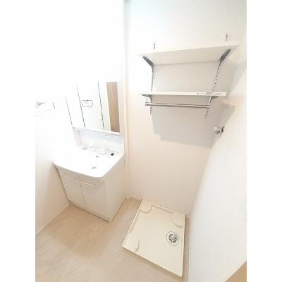 パインエコー 103【管理NO：1-026968101-01030】 ★家具家電は申し込み後に搬入します★の物件画像