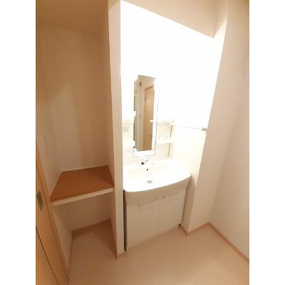 グランデール 101【管理NO：1-016057501-01010】 ★家具家電は申し込み後に搬入します 2026年07月下旬入居可能の物件画像