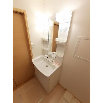 シエル・ブルーＢ 201【管理NO：1-015682602-02010】 ★家具家電は申し込み後に搬入しますの物件画像