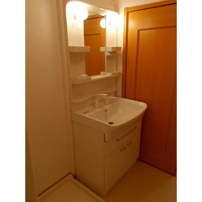 ブランシェス 201【管理NO：1-014953501-02010】 ★家具家電は申し込み後に搬入しますの物件画像