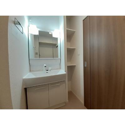 コージーコート 103【管理NO：1-027486701-01030】 ★家具家電は申し込み後に搬入します★の物件画像