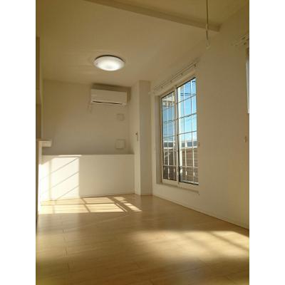 クオーレ 204【管理NO：1-021743701-02040】 ★家具家電は申し込み後に搬入します★の物件画像
