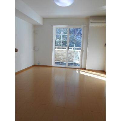 カーサセレノ 102【管理NO：1-015373601-01020】 ★家具家電は申し込み後に搬入します★の物件画像