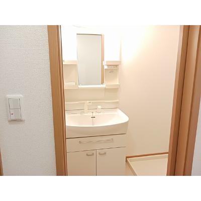 サンタクルス　Ａ 103【管理NO：1-014902501-01030】 ★家具家電は申し込み後に搬入しますの物件画像