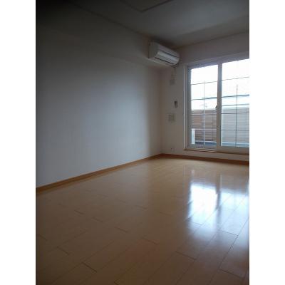 プリムローズ　Ａ 202【管理NO：1-014699501-02020】 ★家具家電は申し込み後に搬入しますの物件画像