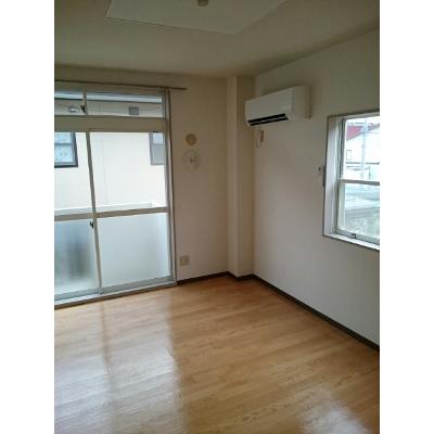 ヴェルドミール 202【管理NO：1-005136001-02020】 ★家具家電は申し込み後に搬入しますの物件画像