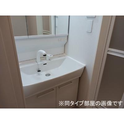 カーザ　レガーメ 202【管理NO：1-028696401-02020】 ★家具家電は申し込み後に搬入します 2026年09月上旬入居可能の物件画像