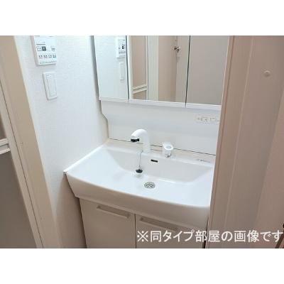カーザ　レガーメ 201【管理NO：1-028696401-02010】 ★家具家電は申し込み後に搬入します 2026年09月上旬入居可能の物件画像