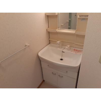 セレーノヒナザワ　Ａ 102【管理NO：1-012593301-01020】 ★家具家電は申し込み後に搬入しますの物件画像